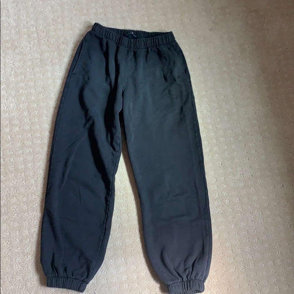 dark grey brandy melville sweats